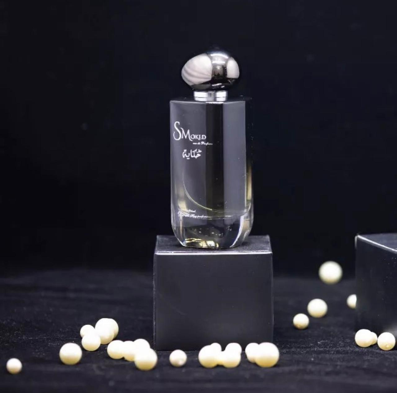 Hekia Aged Oud Perfume: Serene Composure Fragrance for Sophisticated Individuals